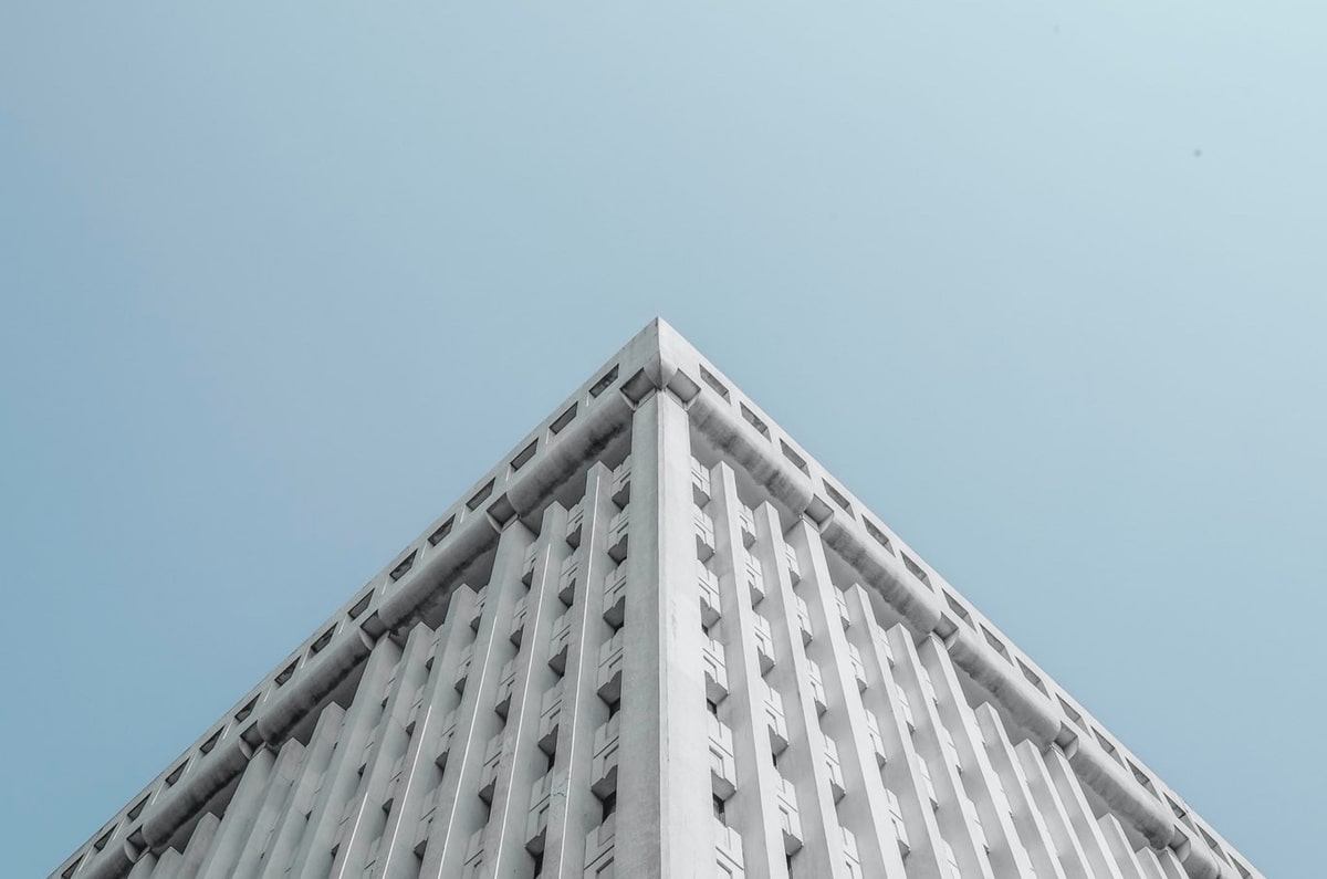 百家乐APP-接机女球迷吐槽詹姆斯：哎哎哎这就走了，这都不看我们一眼