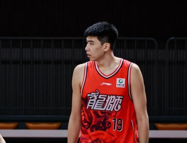 百家乐平台-给机会就爆！徐昕轰24分14板统治加时赛，低位蜕变，杜锋真不会用